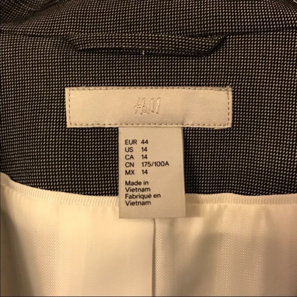 H&M jacket - Picture 2 of 2
